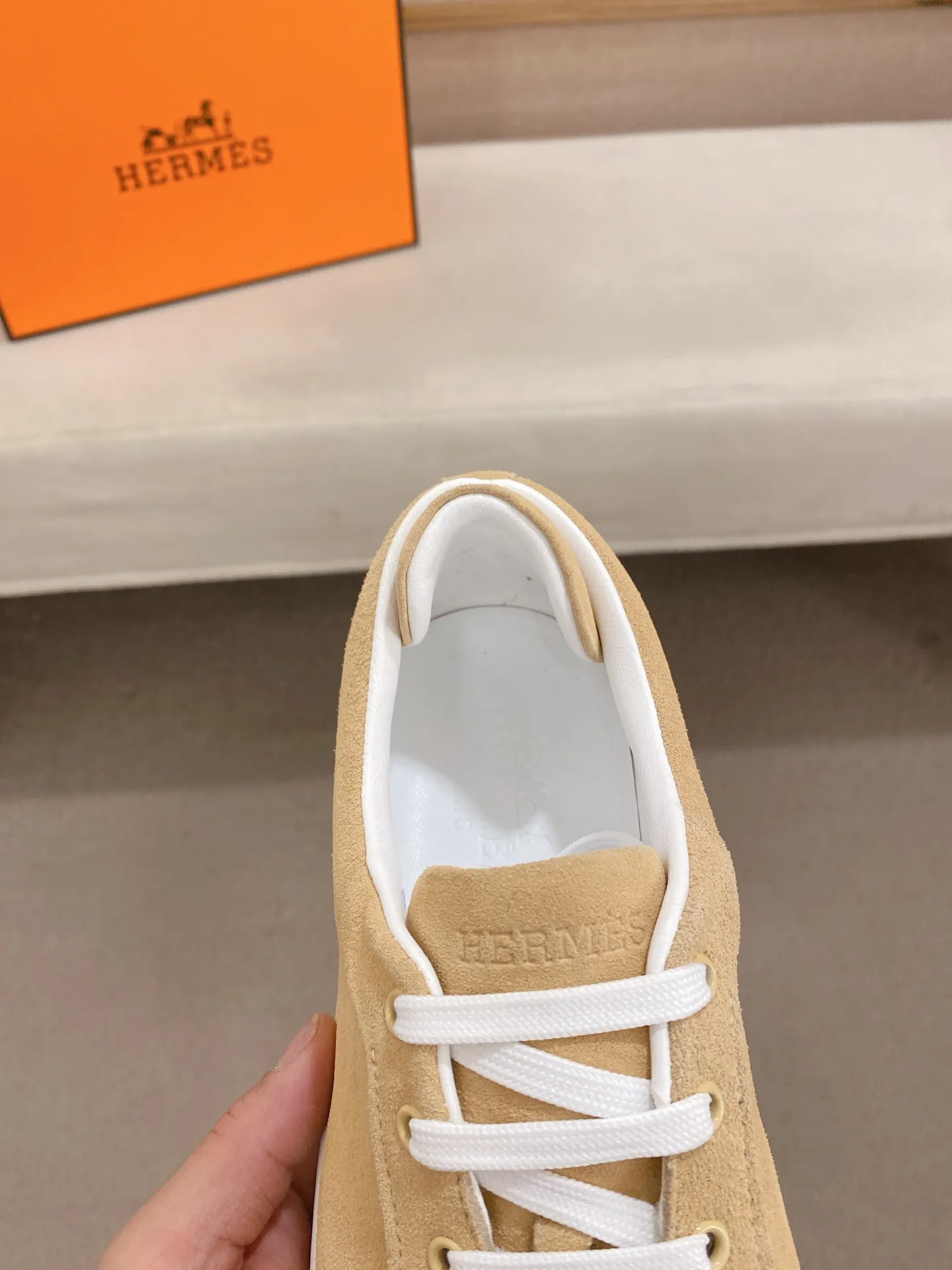 Men's clothing and shoes💰: 442💰《HERMES》【Classic original single version】Hermès; top 🔝purchase agent🔍🔍men's latest 🇺🇸 counter sales simultaneously, imported from Italy original ▲▲cowhide ▲▲ (high-end, nobility, class) ) Exquisite workmanship (Italian 🇮🇹 imported water-dyed 🐂 cowhide lining) sole: original sole provided by the original factory, ⚠️exclusive double-layer activity·TPR·rubber·combined molded outsole; super comfortable·wear-resistant·non-slip·environmental protection The real thing is more beautiful if you take the real thing (high quality, follow the order). You can enter and exit the counter at will * Number of yards: 38-44 (45 can be customized and cannot be returned or exchanged)